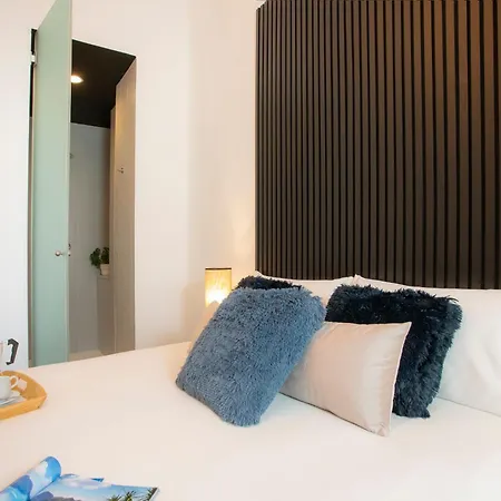Апартаменты Singularstays Ca Iconic *