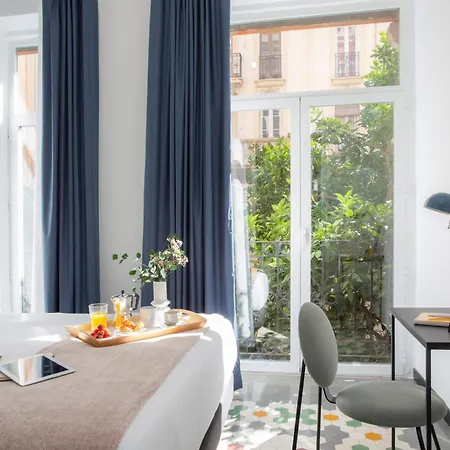 Апартаменты Singularstays Ca Iconic *